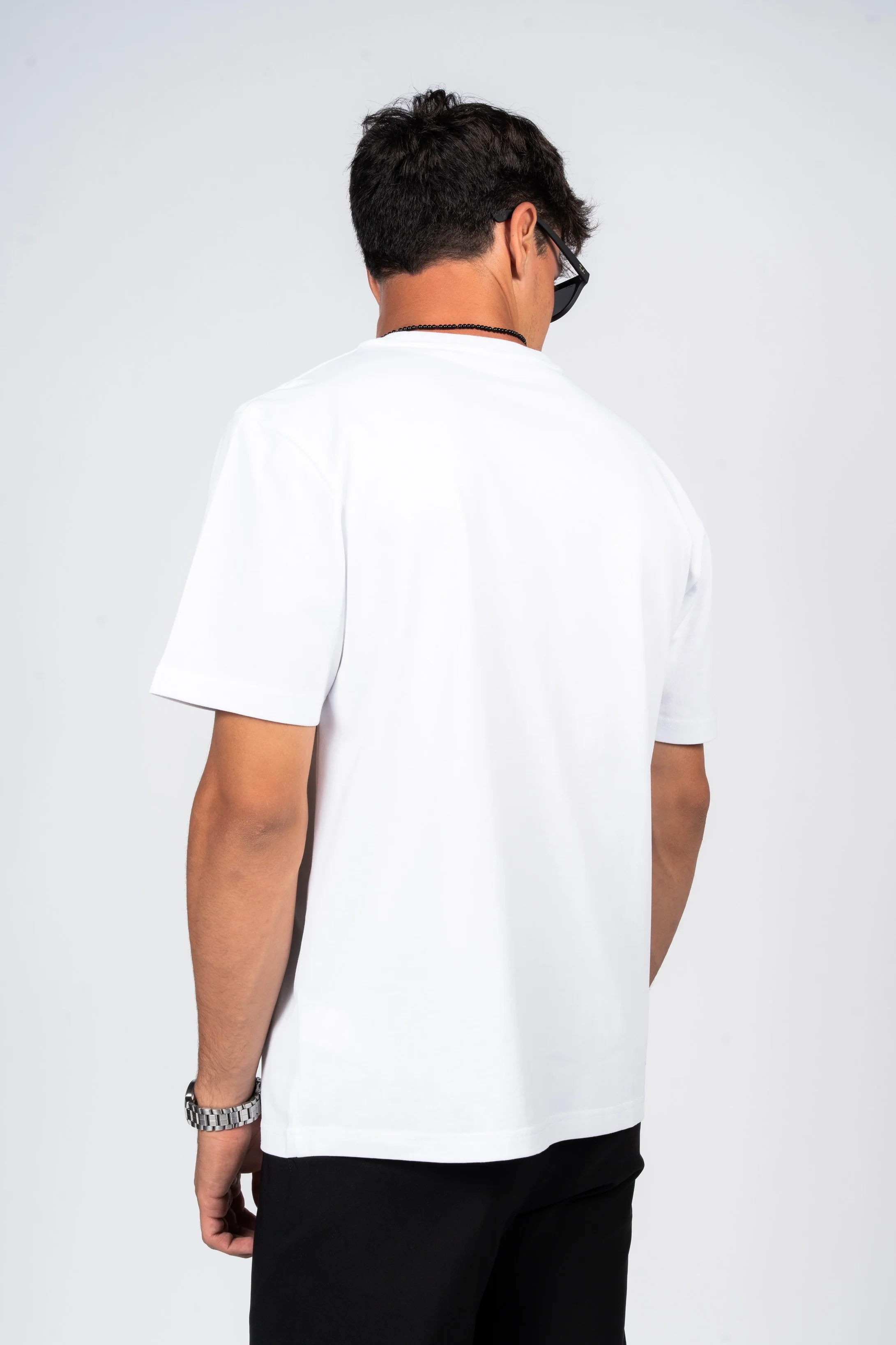 تيشيرت قطن 100% من SHIRTSPRO - لون أبيض - Image 5
