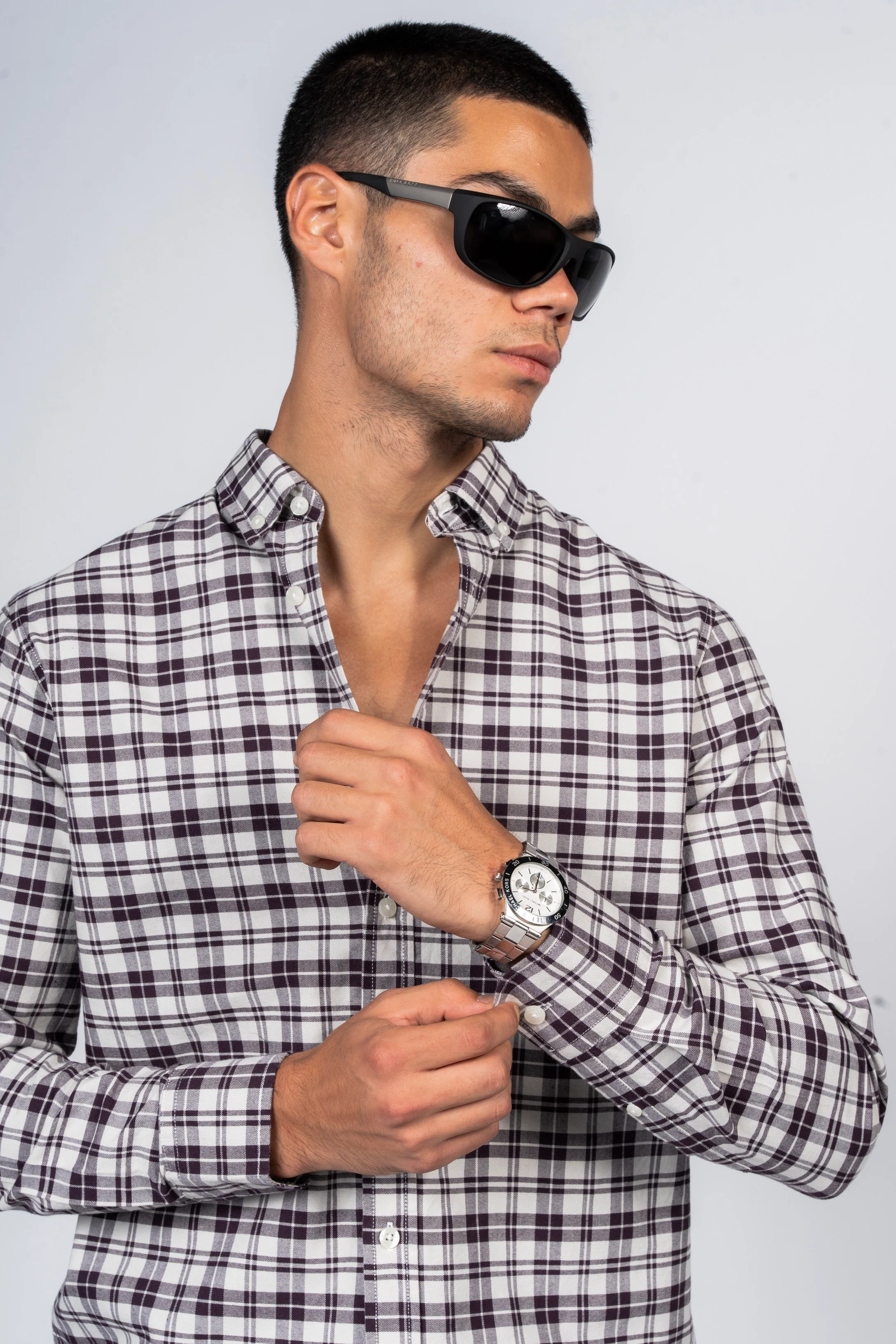 قميص كاروهات بقبة بأزرار من SHIRTSPRO - لون بيج فاتح - Image 3