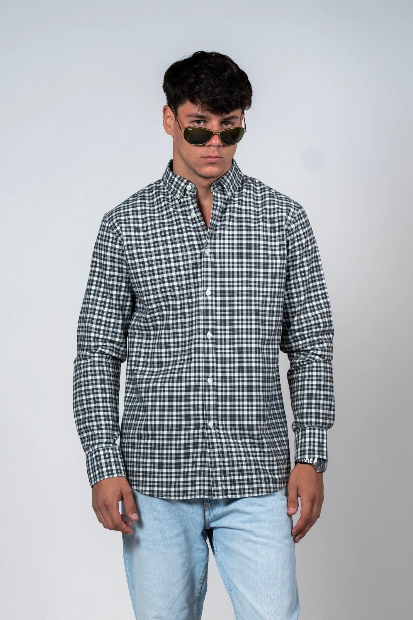 قميص كاروهات بقبة بازرار من SHIRTSPRO - لون زيتي داكن - Image 2