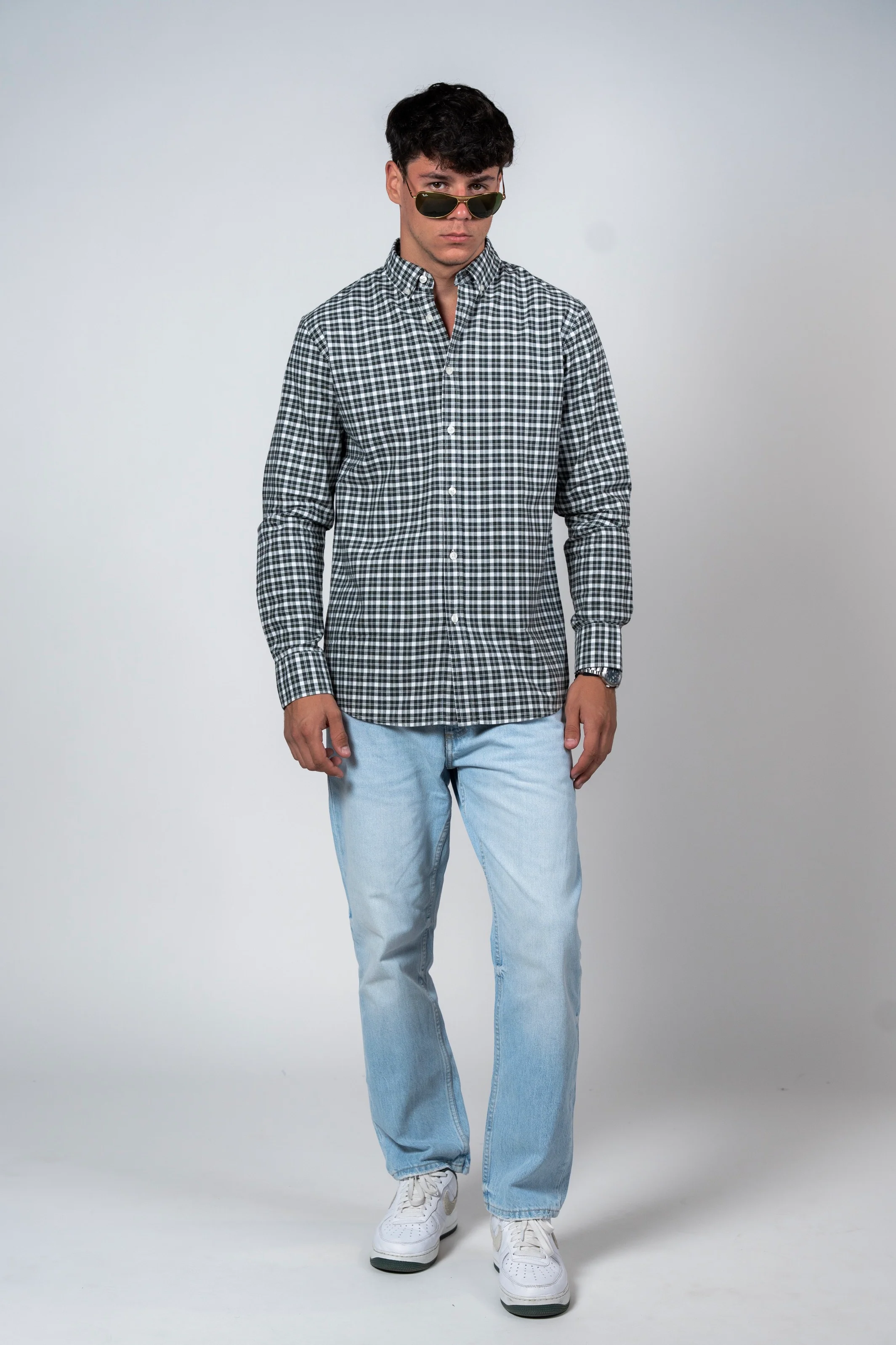 قميص كاروهات بقبة بازرار من SHIRTSPRO - لون زيتي داكن - Image 5
